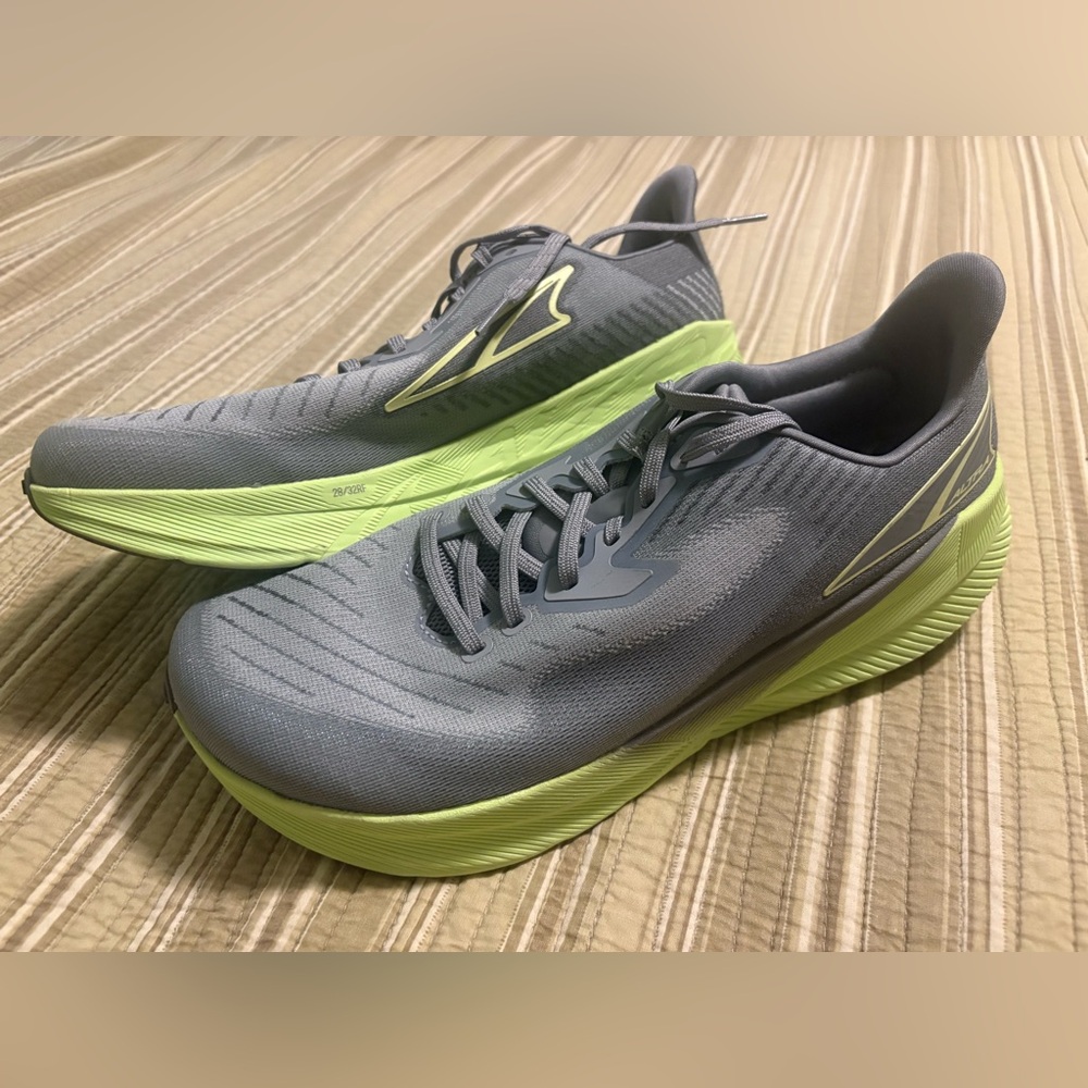 Altra Experience Flow V1